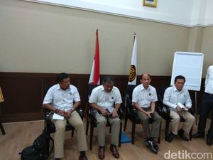 Pemerintah Wajibkan Premium Dijual di Jawa, Madura, Bali