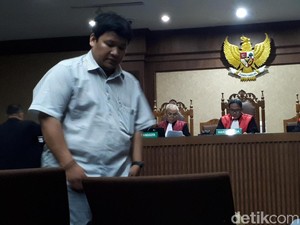 Hilman Cerita Detik-detik Tabrak Tiang Bareng Novanto