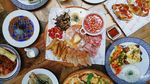 Asyik! Bisa Ngopi, Makan Beefsteak dan Berfoto di Kafe Instagrammable Ini