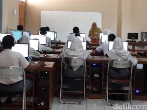 Siswa SMA Curhat Sulitnya UNBK, Komisi X akan Panggil Kemendikbud