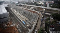 Rel MRT sudah terpasang di Depo Lebak Bulus.