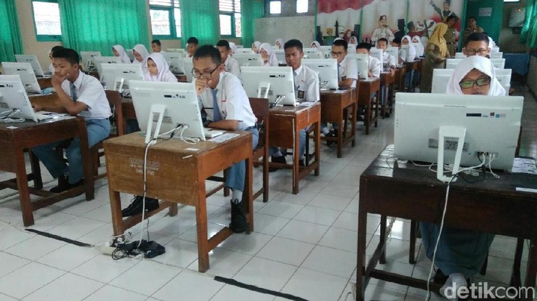 Nilai UN SMA Turun, Wakil Ketua DPR Minta Evaluasi Nilai UN SMA Turun, Wakil Ketua DPR Minta Evaluasi
