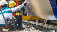 Bahan kereta terbuat dari besi baja yang didesain tahan terhadap hentakan tarikan atau dorongan untuk pemakaian dalam jangka waktu yang lama. Istimewa/MRT Jakarta.