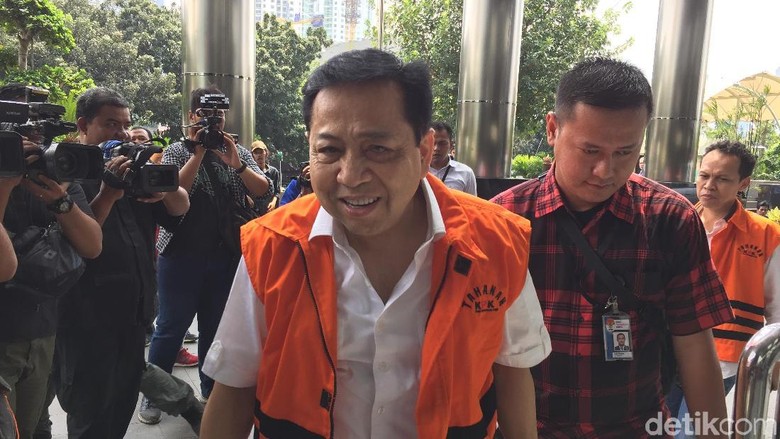 Setya Novanto akan Bacakan Pleidoi Hari Ini Setya Novanto akan Bacakan Pleidoi Hari Ini