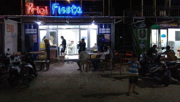 Menengok Perkembangan Kompleks Kafe Kontainer Zaman Now di Prigi