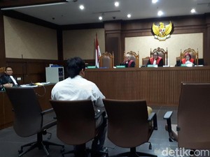 AKP Reza Pahlevi Marahi Hilman Saat Novanto Kecelakaan