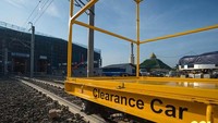 Meskipun terlihat mungil dengan panjang 2,47 meter, lebar 2,75 meter, dan tinggi 3,3 meter, berat kereta khusus langsir ini mencapai 8 ton dan memiliki daya 69,9 kW atau setara dengan 95 ps/1.800 rpm. Istimewa/MRT Jakarta.