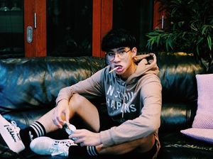 Devano Danendra, Putra Iis Dahlia Suka Makan Bareng Keluarganya, Ini Posenya!