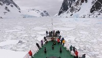 Kota Ushuaia juga sering disambangi oleh kapal pesiar atau kapal-kapal penelitian dari berbagai penjuru dunia. Sebab, kota ini merupakan pelabuhan terakhir menuju Samudera Antartika dan Kutub Selatan (Jaime Rojo/naturepl.com/CNN Travel)