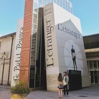 'Buku' Raksasa di Prancis Paling Fotogenik di Dunia