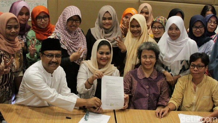 Gus Ipul-Puti Komitmen Tingkatkan Perhatian Ibu dan Anak