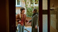Sifat dingin Arini tak membuat Nick mundur, pemuda itu justru makin gigih mengejar wanita idamannya. (Dok. Max Pictures)