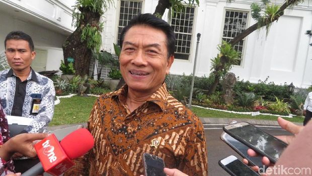 Moeldoko bicara soal kupon sembako presiden yang viral / 