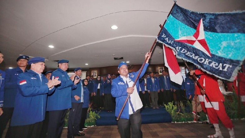 Jokowi Kenalkan Calon Menteri, Apa Kabar Demokrat? Jokowi Kenalkan Calon Menteri, Apa Kabar Demokrat?