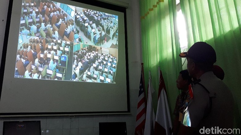 Sidak Pengamanan UNBK, Polisi Siagakan Tim IT Sidak Pengamanan UNBK, Polisi Siagakan Tim IT