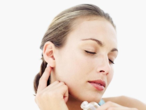 Rekomendasi 7 Parfum Lokal Harga Terjangkau yang Disebut Dupe Parfum Mahal