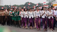 Parade sejumlah pramugari juga sanggup mencuri perhatian.