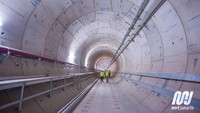 Sejumlah milestone pembangunan kereta MRT Jakarta mulai dari groundbreaking, pemasangan mesin yang akan mendorong pengeboran terowongan proyek MRT, tersambungnya 100% jalur layang dan bawah tanah, hingga kedatangan pertama kereta MRT Jakarta telah dilalui. Dok. MRT Jakarta.