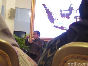 Jokowi Beri Arahan ke Siswa Taruna Nusantara di Istana