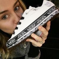 converse x miley cyrus harga