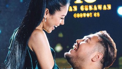 Pesona Faye Malisorn, Ratu Kecantikan yang Dipeluk Mesra Ivan Gunawan
