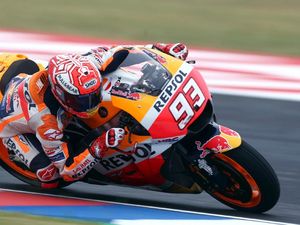 Marquez Waspadai Kecepatan Vinales