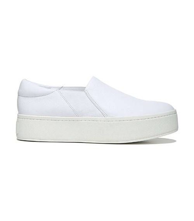 Kebanyakan Taurus cukup perhitungan soal uang, oleh karena itu pilihannya adalah sepatu yang bisa digunakan sampai kapanpun. Sebagai contoh adalah slip-on sneakers berikut ini.  