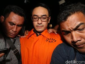 Pengacara Pastikan Zumi Zola akan Kooperatif