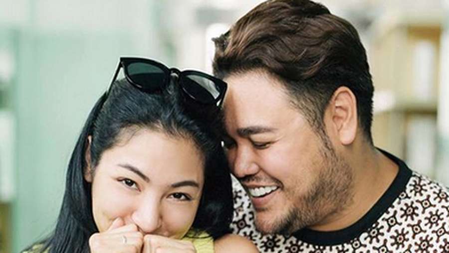 Makan Malam Bareng, Inikah Kekasih Baru Ivan Gunawan?