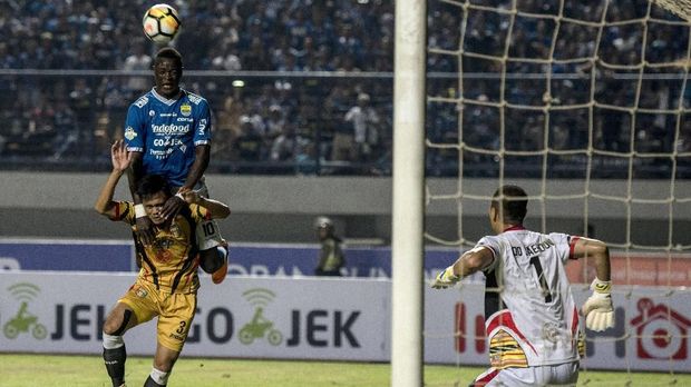 Persib Bandung punya sejarah rivalitas panjang dengan Persija Jakarta.