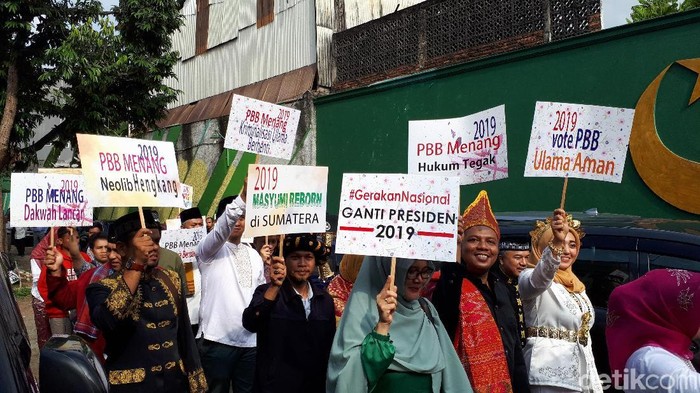 Syarikat Alumni ITB Antar Anggotanya Daftar Caleg PBB