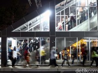 Cerita Horor Stasiun Duri: Bertaruh Nyawa di Bibir Peron