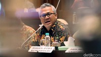 Rapat di Gedung DPR RI, Senayan, Jakarta, itu membahas penyusunan Peraturan KPU (PKPU) Kampanye Pileg dan Pilpres 2019.