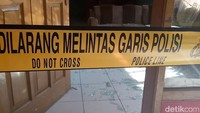 Perusakan rumah itu terjadi di rumah milik Asep alias Emprud di Kampung Sawah Dekeut 03/02, Desa Citakan, Kecamatan Nagreg, Kabupaten Bandung, Jawa Barat, Selasa (10/4/2018), sekitar pukul 09.30 WIB. (Foto: Wisma Putra/detikcom).