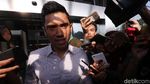 Suami Dian Sastro Diperiksa 6 Jam di KPK