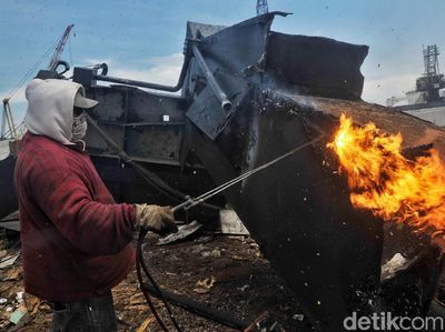 Bisnis Besi Tua yang Menggiurkan