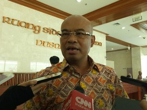 Desmond Sindir Wiranto: Pengalamannya Semua Rugikan Negara!