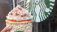 Wanita yang mengaku tidak bisa memasak ini, mulai berkreasi dengan rice crispy sejak beberapa tahun silam. Kini hasil karyanya sudah terkenal. Foto: Instagram @mister_krisp