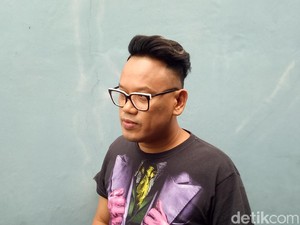 Nikita Mirzani dan Uya Kuya Sayangkan Tik Tok Diblokir