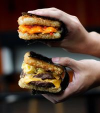 Ada Burger Ayam Tandoori dan Ayam Bakar Taliwang di 5 Resto Baru Ini