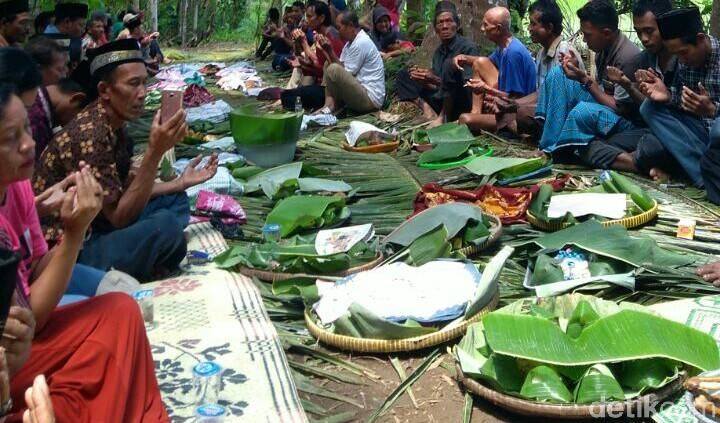 Tawu Beji Tradisi Rajaban di Purworejo, Selasa (10/4/2018).