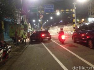 Lalin Underpass Matraman Lancar, Ada Pengendara yang Masih Bingung