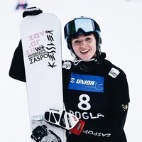 Alena Zavarzina merupakan atlet snowboarding yang mengkhususkan diri dalam paralel slalom dan paralel giant slalom. Foto: Instagram