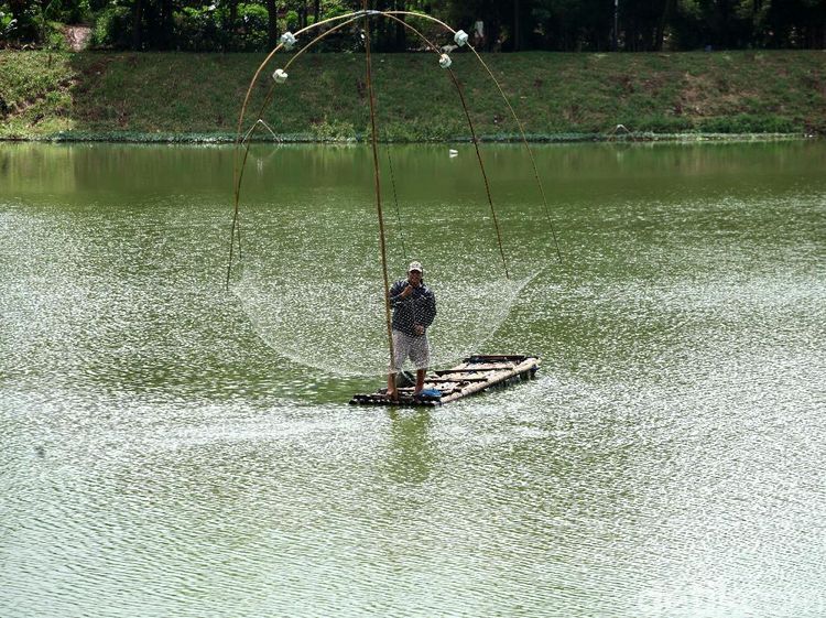 Foto: 2 Waduk Tangerang Selatan yang Asyik untuk Leyeh-leyeh