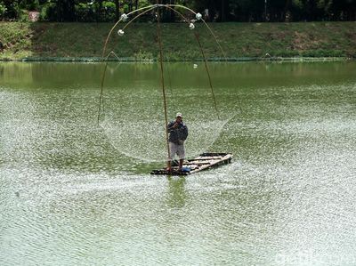 Foto: 2 Waduk Tangerang Selatan yang Asyik untuk Leyeh-leyeh