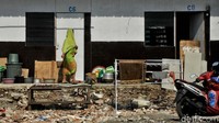 Sedangkan di Blok C terdapat 24 shelter dan 14 di antaranya sudah terisi.