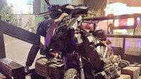Akibat kecelakaan ini, Irfan yang merupakan driver ojek online patah kaki (Foto: Dok. TMC Polda Metro Jaya)