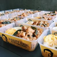 Ada Burger Ayam Tandoori dan Ayam Bakar Taliwang di 5 Resto Baru Ini