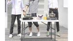Pose Ganteng Indra Herlambang Saat Ngopi dan Piknik Bareng Selvi Kitty