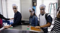 Kasus penyiraman Novel Baswedan itu terjadi pada 11 April 2017. Saat itu baru pulang dari masjid di dekat rumahnya usai menunaikan salat subuh. Kedua mata Novel mengalami kerusakan sehingga sempat harus dirawat di Singapura. Hingga kini belum ada tersangka dalam kasus tersebut.